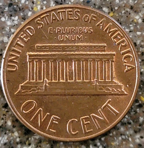 1969 D Error Coin / BU RD Lincoln Cent W/ Floating Roof and FG Error Cover