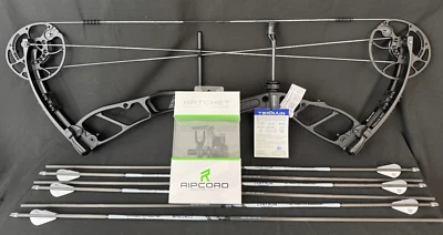 Elite Terrain Compound Bow 70# Black Right Hand Ripcord Altra Arrow 6 Pack - Image 1 of 2