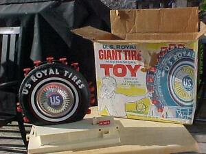 1964 Ideal New York Worlds Fair US Royal Tires Battery Op Toy Ferris Wheel & Box