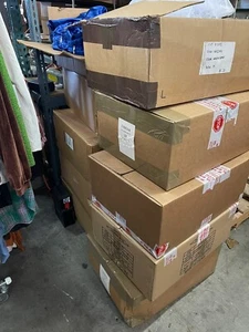 Wholesale Brand New Women's Clothing Lot Mixed 30+ Pcs Per Box by Category - Picture 1 of 12