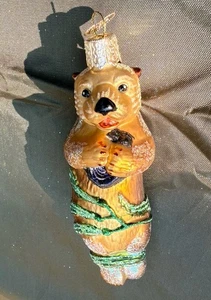 Glass Otter Ornament Old World Glass Christmas Tree Floating Sea OWC Glitter - Picture 1 of 6