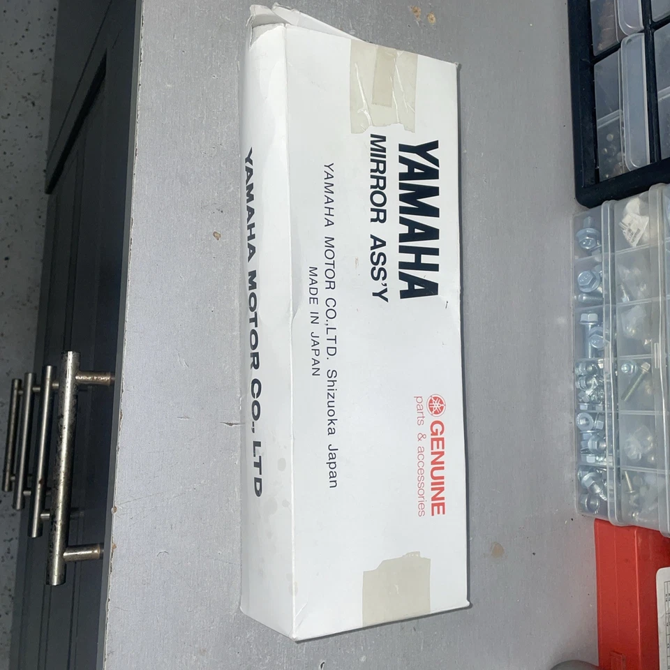 Conjunto de espejo retrovisor Yamaha FJ1200 FJ 1200 1988-1990 lado izquierdo nuevo pieza original OEM Foto 1 de 4