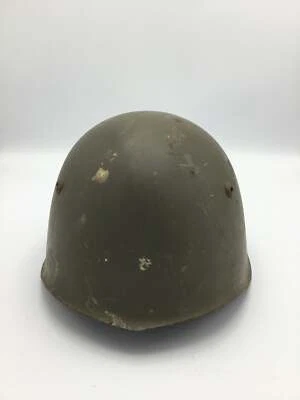Casco italiano M33 Segunda Guerra Mundial agrietado pero con forro completo Foto 1 de 4