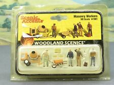 HO 1/87 Figures Woodland Scenics No. A1901 MASONRY WORKERS with EQUIPMENT New