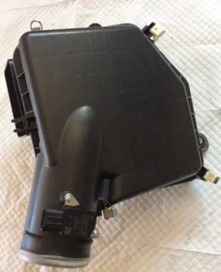 2011 LEXUS IS250 AIR INTAKE CLEANER FILTER BOX NEW OEM - Picture 1 of 7