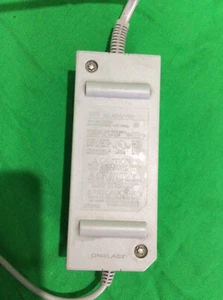 Original Nintendo RVL-002 AC Power Adapter for Nintendo Wii Power Supply - Imagen 1 de 2