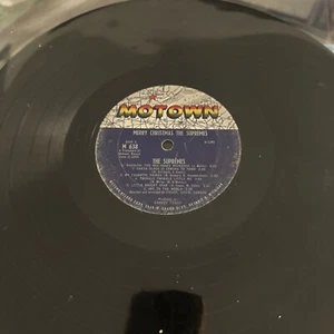 The Supremes - Merry Christmas The Supremes Vinyl LP - 1965 Motown Stereo - Picture 1 of 2