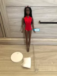 2021 Reproduction Malibu Christie Doll with Stand Swimsuit Newly De-Boxed - Picture 1 of 3