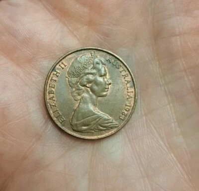 Australia 1983 2-cent coin Queen Elizabeth copper - Image 1 of 2