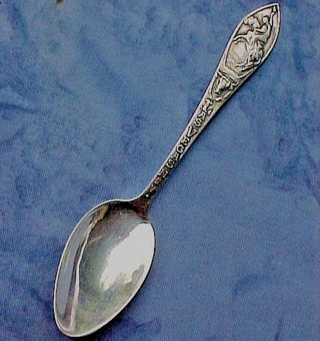 VINTAGE LAS VEGAS , NEVADA, BRONCO BUSTER 5-3/8" STERLING SOUVENIR SPOON YIPES Cover