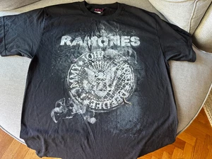 Camisa Ramones 1234 Logo Borroso Negra GRANDE - Imagen 1 de 6