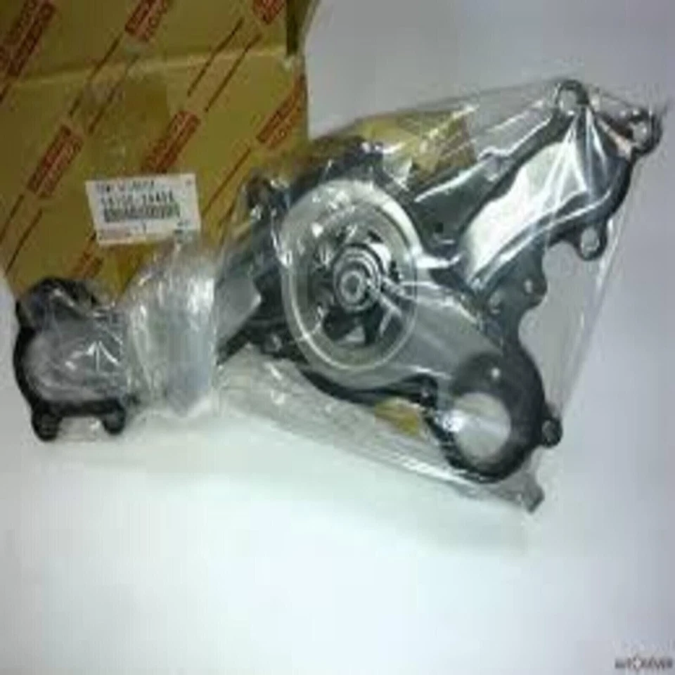TOYOTA GENUINE 4RUNNER FJ CRUISER WATER PUMP for TACOMA 16100-39406 - Image 1 of 1