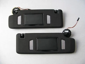 Camaro ZL1 (2018) Interior Sun Visor with Mirror Pair (15804773) - Picture 1 of 5