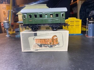 VINTAGE 1946-1952 O GAUGE FLEISCHMANN No. 402 PASSENGER CAR C-7 CONDITION - Picture 1 of 11