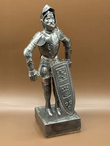Vintage 9" Spanish Knight In 16th Century Armour With Shield - Picture 1 of 12