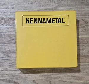 Kennametal Kataloge, Werkzeuganwendungshandbuch & 3 Ringordner - Bild 1 von 7