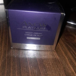 🔥 Nueva crema de noche Avon ANEW Platinum 1,7 oz/50 g - Imagen 1 de 5