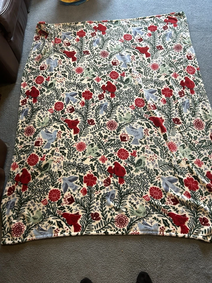 Tiro de Navidad, 70 por 52 pulgadas Foto 1 de 3