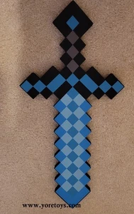 Minecraft Schaumstoff Diamant Pixel Schwert 18 Zoll Mojang Top Zustand - Bild 1 von 2