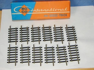 ROCO ( 4410 OU 42207 ) 12 RAILS DROITS EN MAILLECHORT 51mm EN BOITE HO - Picture 1 of 2