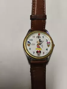 Vintage Lorus Mickey Mouse Donald Duck Goofy Minnie Watch For Parts or Repair - Picture 1 of 11