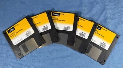 Discos de instalación Lotus ScreenCam 97 vintage para Windows 95 Foto 1 de 2