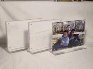 Acryl Bilderrahmen 5x7 Zoll 3x Pack Klar Magnetisch Bilderrahmen Doppelseitig - Bild 1 von 2