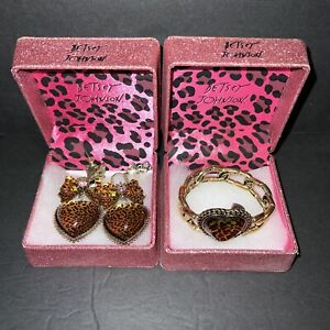 *NEW* BETSEY JOHNSON LEOPARD HEART PINK STONES BRACELET  & Earrings Jewelry