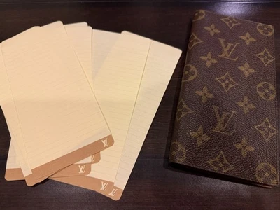 Louis Vuitton Monograma Lona Bolsillo Agenda Cubierta con Raro Papel LV Usado en Excelente Condición Foto 1 de 4