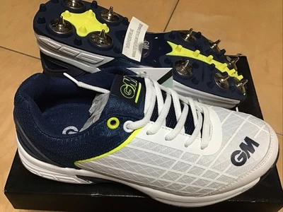 GM Original Spike JR Cricket Shoes White Size 4 New - Image 1 of 3