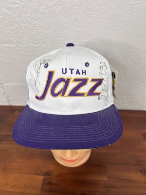De colección Utah Jazz Sport Specialities SnapBack Sombrero Malone Stockton Autografiado Foto 1 de 4