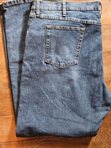 Wrangler Premium Quality Realaxed Fit size 46 x 32 - Picture 1 of 8