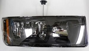 NEW REPLACEMENT HEADLIGHT ASSEMBLY RH  02-06 CHEVROLET AVALANCHE 335-1118R-AS
