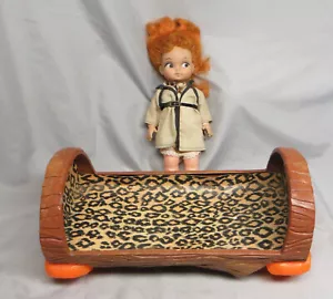 Seltene Rarität 60er Jahre Ideal Pebbles Feuerstein Log "Krippe" 15 cm lang mit Puppe sehr guter Zustand! - Bild 1 von 10