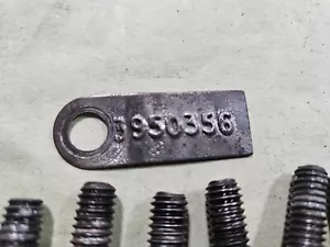 1969 Muncie 4 Speed M20 ID Tag 3950356 Sidecover Bolts Chevelle SS Nova Camaro - Picture 1 of 5