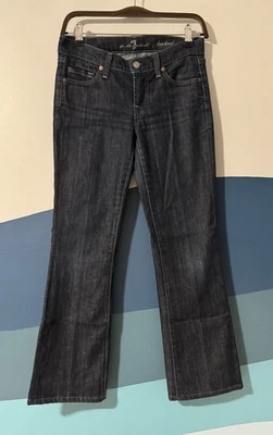 Pantalones de mezclilla 7 For All Mankind Bootcut talla 26 diseño de bolsillo de tiro bajo clásicos Foto 1 de 4