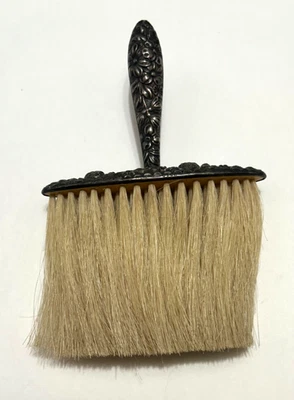 Cepillo para ropa antiguo de plata de ley Foto 1 de 3