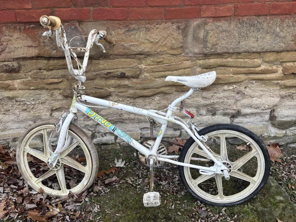 Barra de supervivencia Dyno Detour 1987 tija de sillín sello D Old School BMX GT GRANERO ORIGINAL Foto 1 de 4
