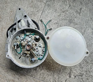 WARTBURG 312 353 BARKAS Unterbrechergehäuse Zündgehäuse Zündplatte DDR IFA NEU - Bild 1 von 6