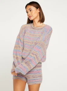 NWOT Volcom Women's Quween Beach Crew Neck Sweater, Small - Picture 1 of 13