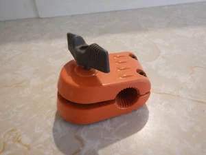 Morsetto manubrio originale OEM Husqvarna 343R - Foto 1 di 8