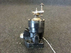 Gobernador de hélice Woodward B210446 TSIO-520B - Imagen 1 de 7