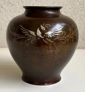 Antique Japanese an Ovoid Silver inlaid Bronze Vase "Flying Phoenix" late Meiji. - Picture 1 of 15