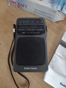 Radio Shack JETSTREAM AM/FM/AIR Portable Transistor Radio 12-615 - OPEN BOX - Picture 1 of 9