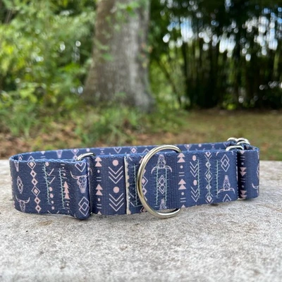 Collar de perro ajustable Martingala de 1,5" de ancho - Collar de galgo suroeste EE. UU. Foto 1 de 4