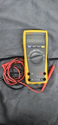 Fluke 175 True RMS Multimeter - Bild 1 von 4