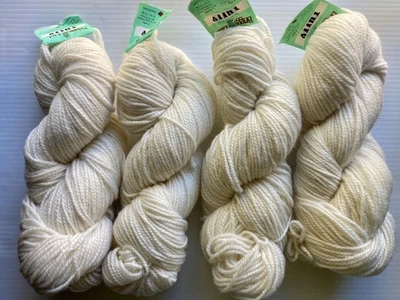 4 Skeins Briggs & Little TUFFY Wool & Nylon Aran Weight Yarn ECRU 215 Yards Each - Image 1 of 4