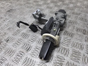 Chevrolet Captiva MK1 Ltx Vcdi 2007-2010 Ignition Barrel With Key  - Picture 1 of 9