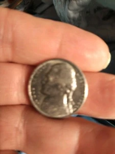 1970 -D NICKEL - *RARE* BIG ERROR - HAS A SOLID D AND HALF OF E PLURIBUS MISSING - Picture 1 of 1
