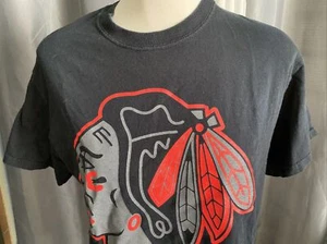 Chicago Blackhawks Women’s Medium 100% Cotton Black T-shirt Gildan - Picture 1 of 11